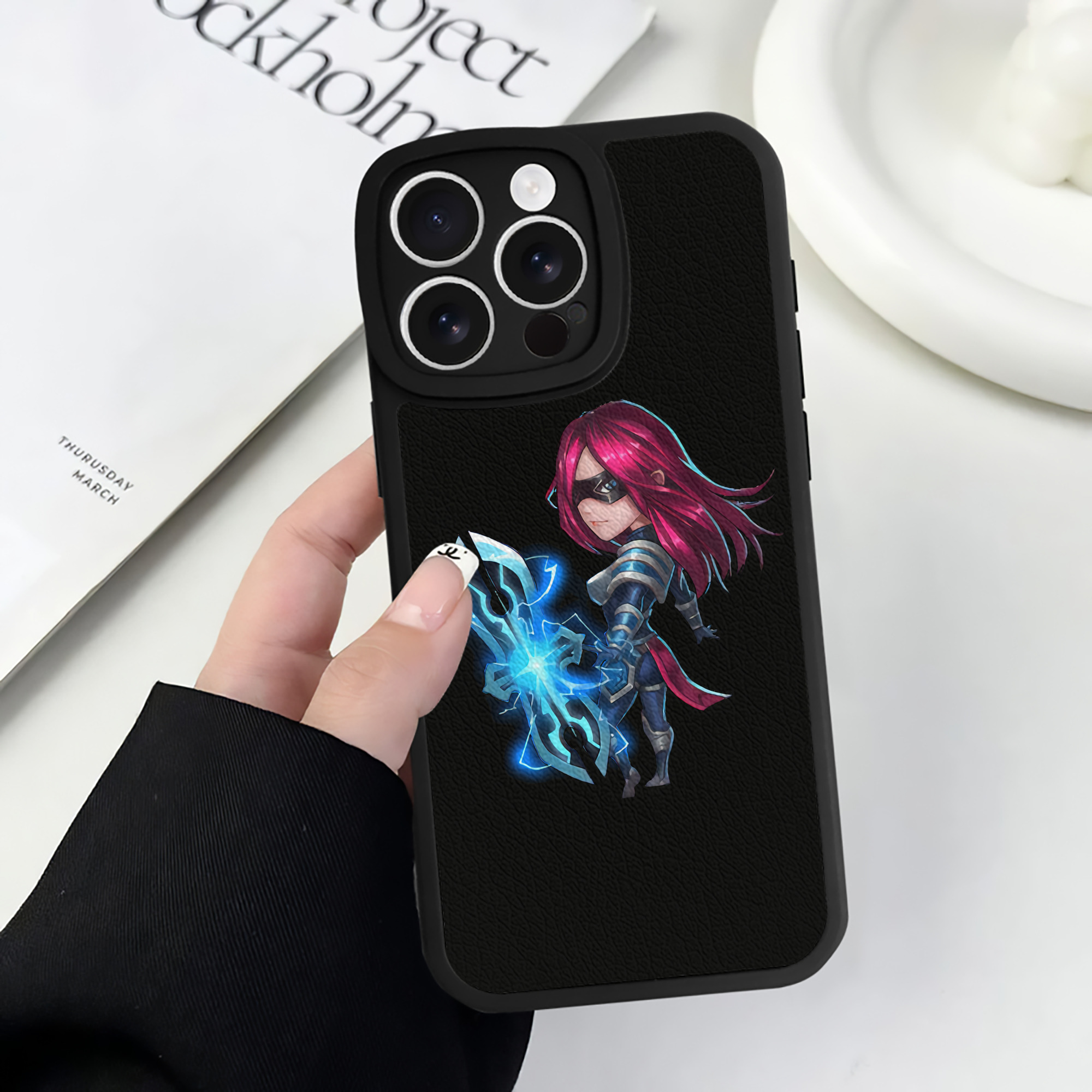 リーグ・オブ・レジェンド League of Legends LOL 【iPhone 16シリーズ対応】シリコンスマホケース（レザー調） 材質：シリコン